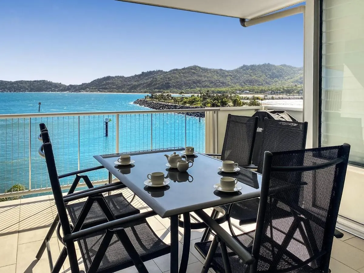 1 Bright Point Apartment 2305 Nelly Bay 0*,  Australië
